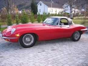 Jaguar E-Type photo