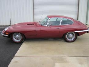 Jaguar E-Type photo