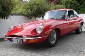 Jaguar E-Type photo