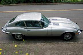 Jaguar E-Type photo