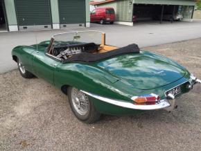 Jaguar E-Type photo