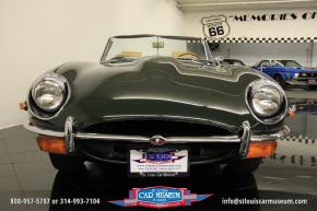 Jaguar E-Type photo