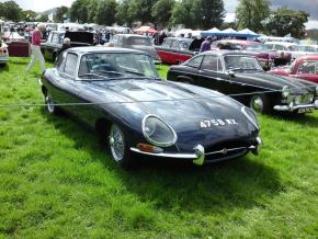 Jaguar E-Type photo