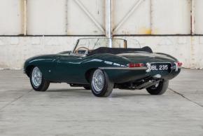 Jaguar E-Type photo