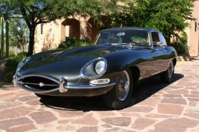 Jaguar E-Type photo