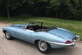 Jaguar E-Type photo