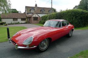 Jaguar E-Type photo