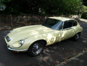 Jaguar E-Type photo