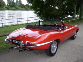 Jaguar E-Type photo