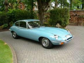 Jaguar E-Type photo