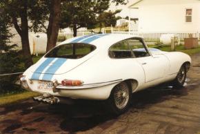 Jaguar E-Type photo