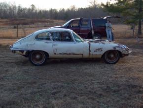 Jaguar E-Type photo