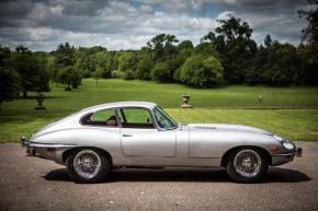 Jaguar E-Type photo