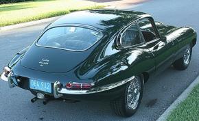 Jaguar E-Type photo