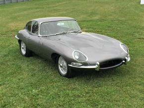 Jaguar E-Type photo