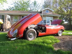 Jaguar E-Type photo