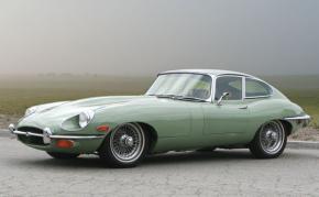 Jaguar E-Type photo