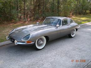 Jaguar E-Type photo