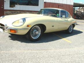 Jaguar E-Type photo