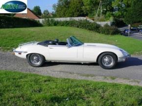 Jaguar E-Type photo