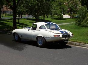 Jaguar E-Type photo