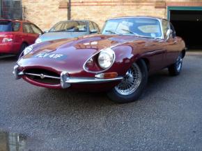 Jaguar E-Type photo