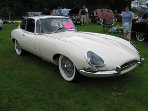 Jaguar E-Type photo