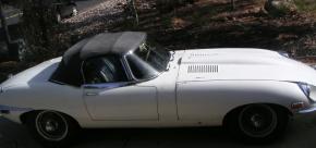 Jaguar E-Type photo