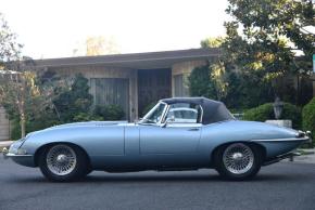 Jaguar E-Type photo