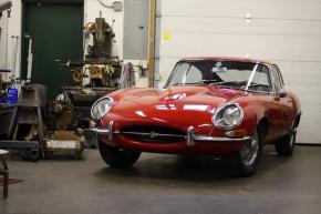 Jaguar E-Type photo