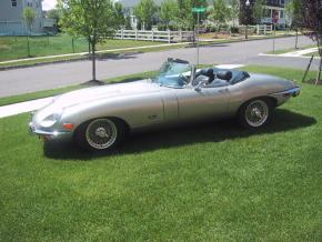 Jaguar E-Type photo