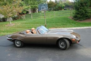 Jaguar E-Type photo