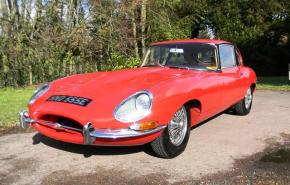 Jaguar E-Type photo