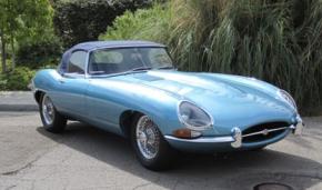 Jaguar E-Type photo