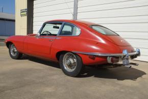 Jaguar E-Type photo