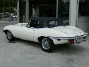 Jaguar E-Type photo