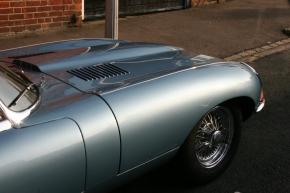 Jaguar E-Type photo