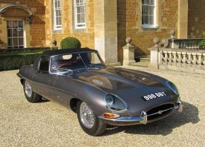 Jaguar E-Type photo