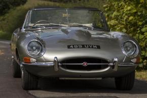 Jaguar E-Type photo