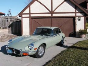 Jaguar E-Type photo