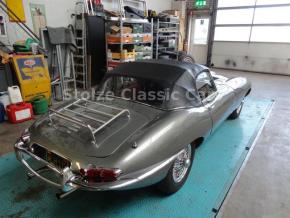 Jaguar E-Type photo