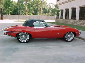 Jaguar E-Type photo