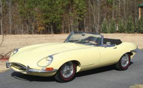 Jaguar E-Type photo