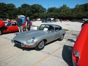 Jaguar E-Type photo