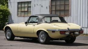 Jaguar E-Type photo