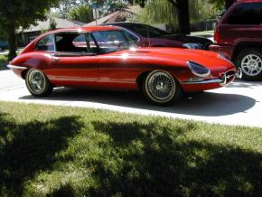 Jaguar E-Type photo