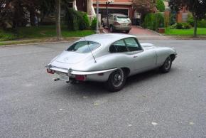 Jaguar E-Type photo