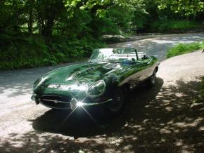 Jaguar E-Type photo