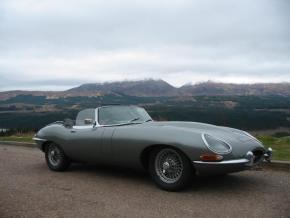 Jaguar E-Type photo