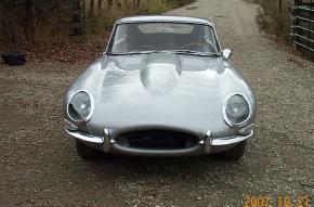 Jaguar E-Type photo